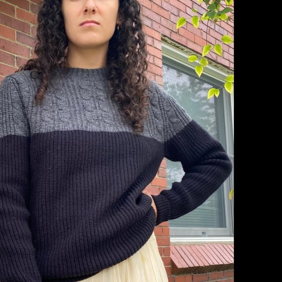 Handsome Joe - Joseph Abboud unisex sweater - Picture 3 of 5